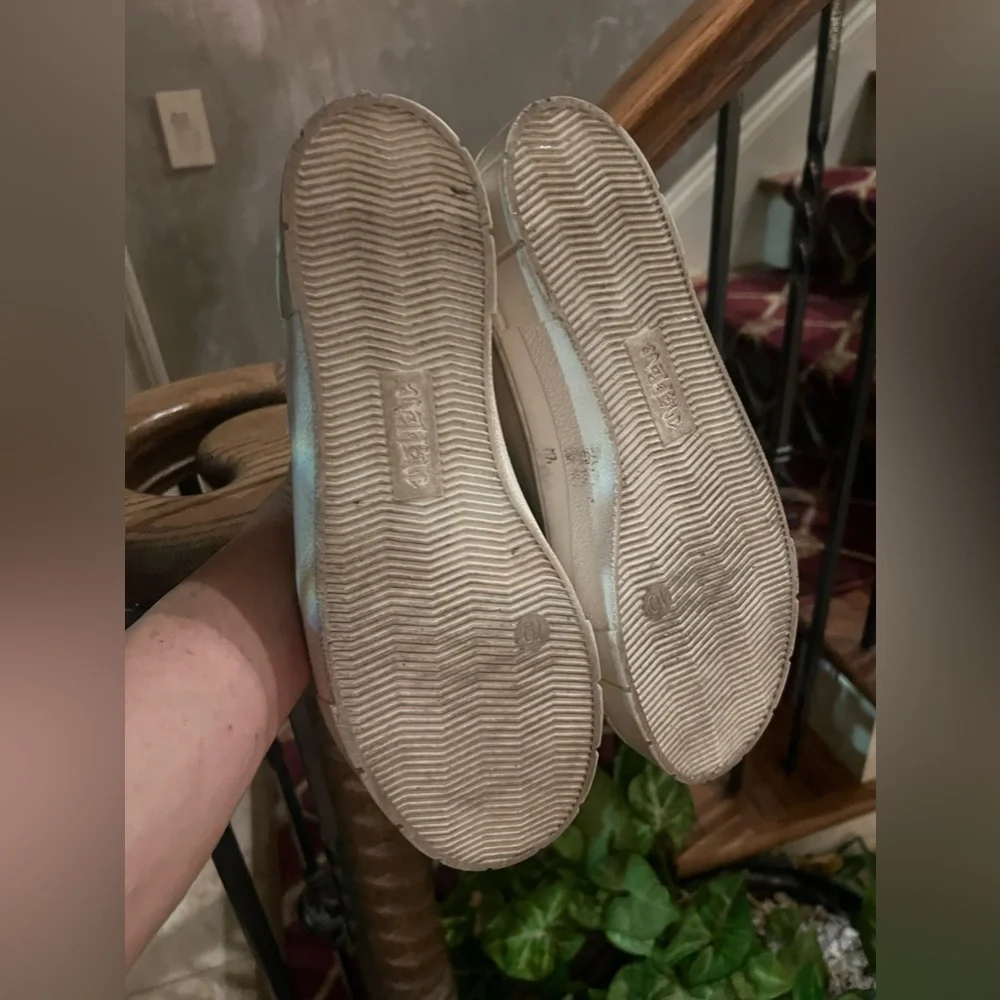 Mad Love sneakers ladies size 10 very good condition.